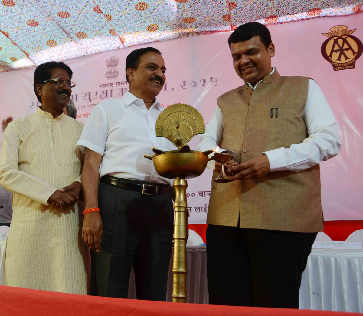 Chief Minister Devendra Fadnavis Inaugurated 26th Road Safety Mission 2015 at Marine Drive.