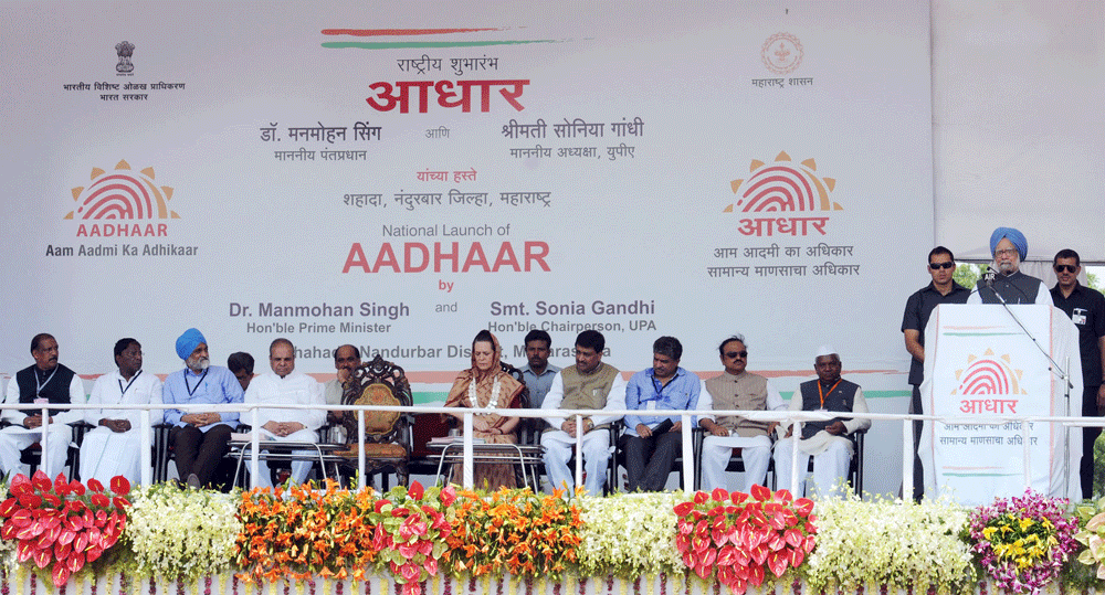 National Advisory Council, Smt. Sonia Gandhi,Prime Minister, Dr. Manmohan Singh launches the Aadhaar Number under Unique Identification Authority of India, At Tembhli Village, Nandurbar, Maharashtra.