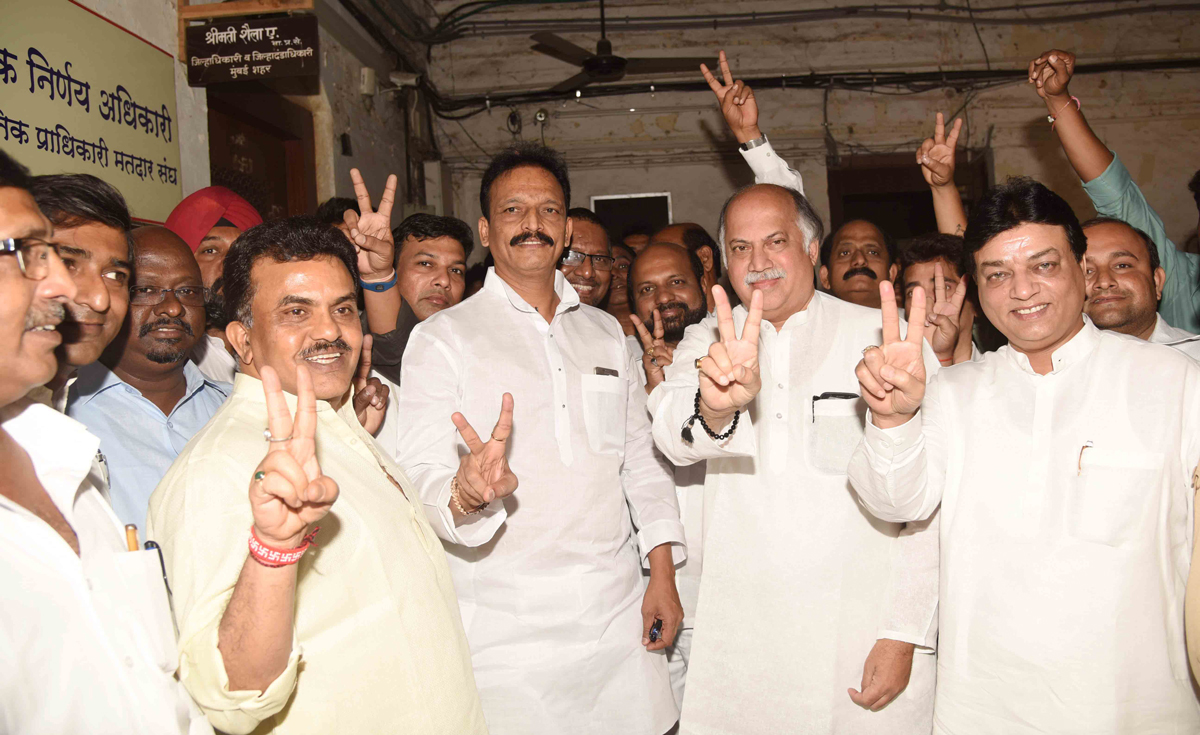 Congress Leader Bhai Jagtap Filed Nomination for Vidhan Parishad at Old Custom House.