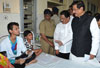 CHIEF MINISTER PRITHVIRAJ CHAVAN VISITED SION HOSPITAL TO MEET PATIENTS INFFECTED BY CHEMICAL COLOURS WHILE PLAYING HOLI.