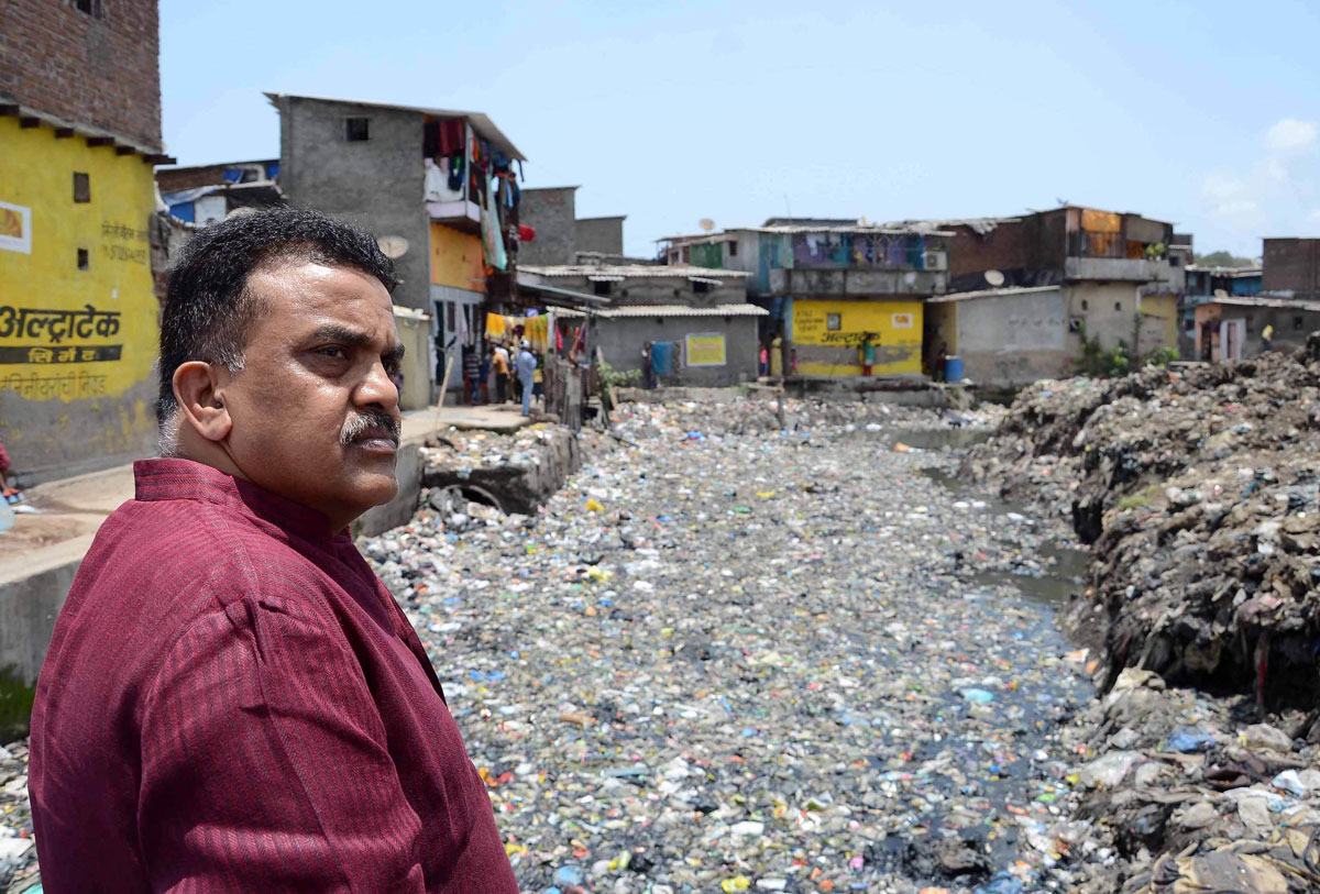 Mumbai Congress President Sanjay Nirupam on Pre- Monsoon Visit at Various Nala's in Mumbai.