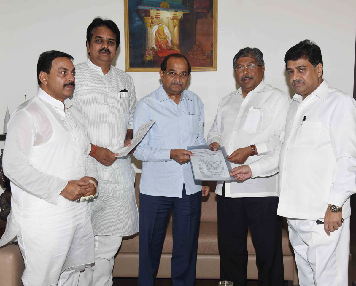 Revenue Minister Chandrakant Patil Met MPCC President Ashok Chavan at Chedda Sadan Churchgate.