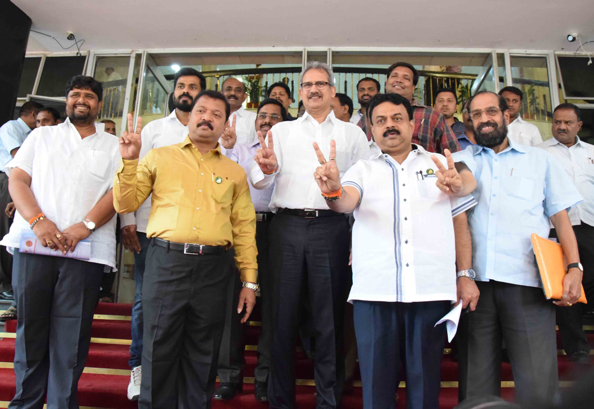 #Mumbai Budget Session: 13th Day Assembly Session Mumbai Vidhan Bhavan.