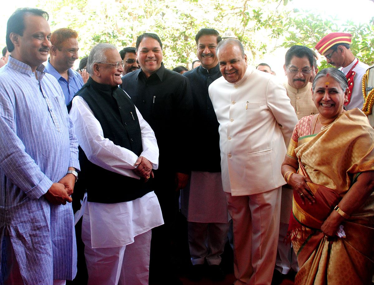 GOVERNOR OF MAHARASHTRA K.SHANKARANARAYANAN,CHIEF MINISTER PRITHVIRAJ CHAVAN,DY CHIEF MINISTER AJITDADA PAWAR AT RAJ BHAVAN.