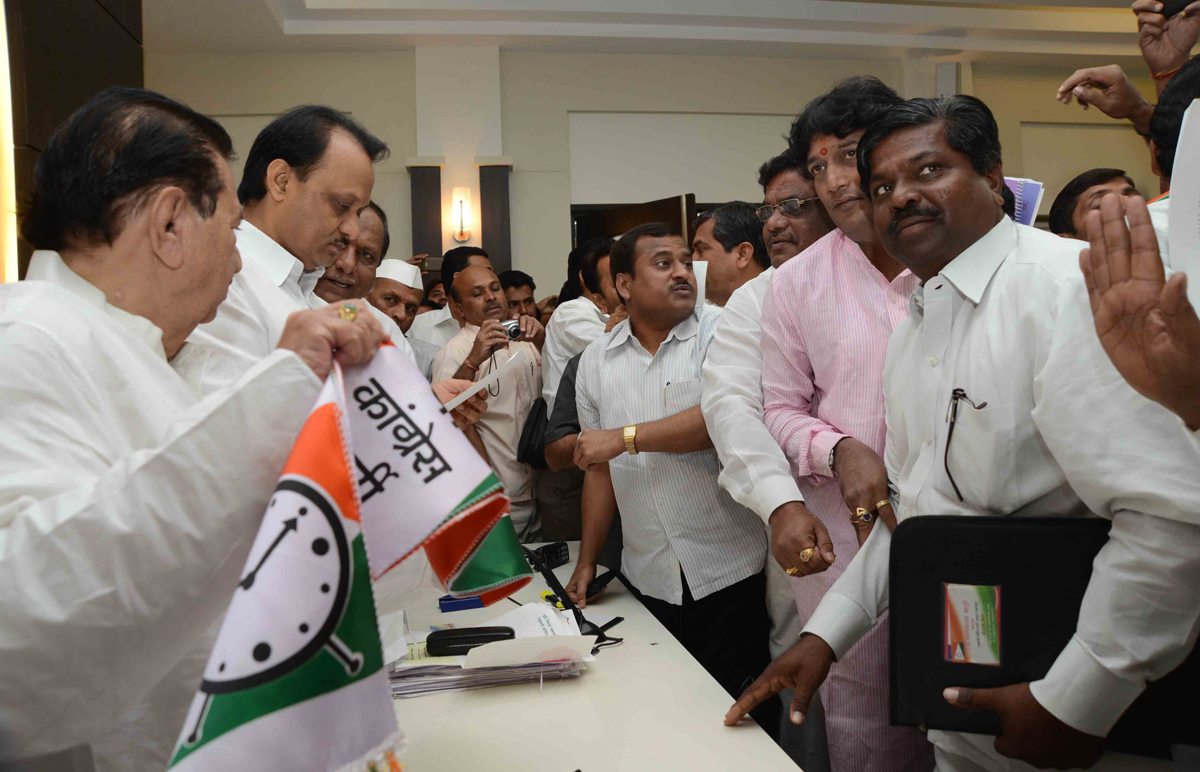 DY.CHIEF MINISTER AJITDADA PAWAR & NCP STATE PRESIDENT MADHUKARRAO PICHAD IN JANTA DARBAR AT NCP BHAVAN.