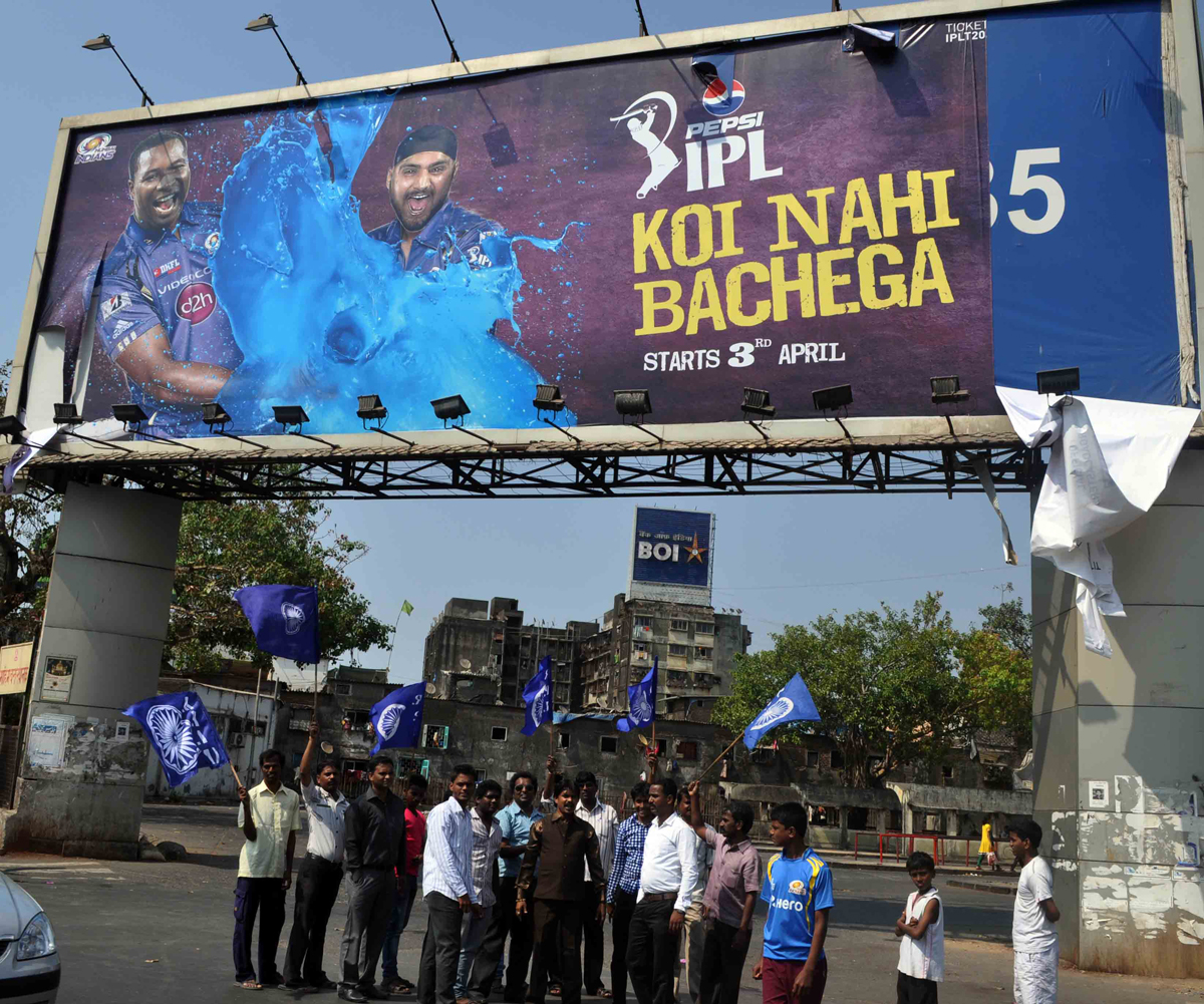 RPI PROTEST AGAINST IPL CRICKET AT BANDRA.