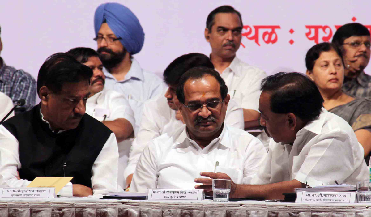 CHIEF MINISTER PRITHVIRAJ CHAVAN,DY CHIEF MINISTER AJITDADA PAWAR,MINISTER'S & STATE MINISTER'S AT Y.B.CHAVAN CENTER NARIMAN POINT.