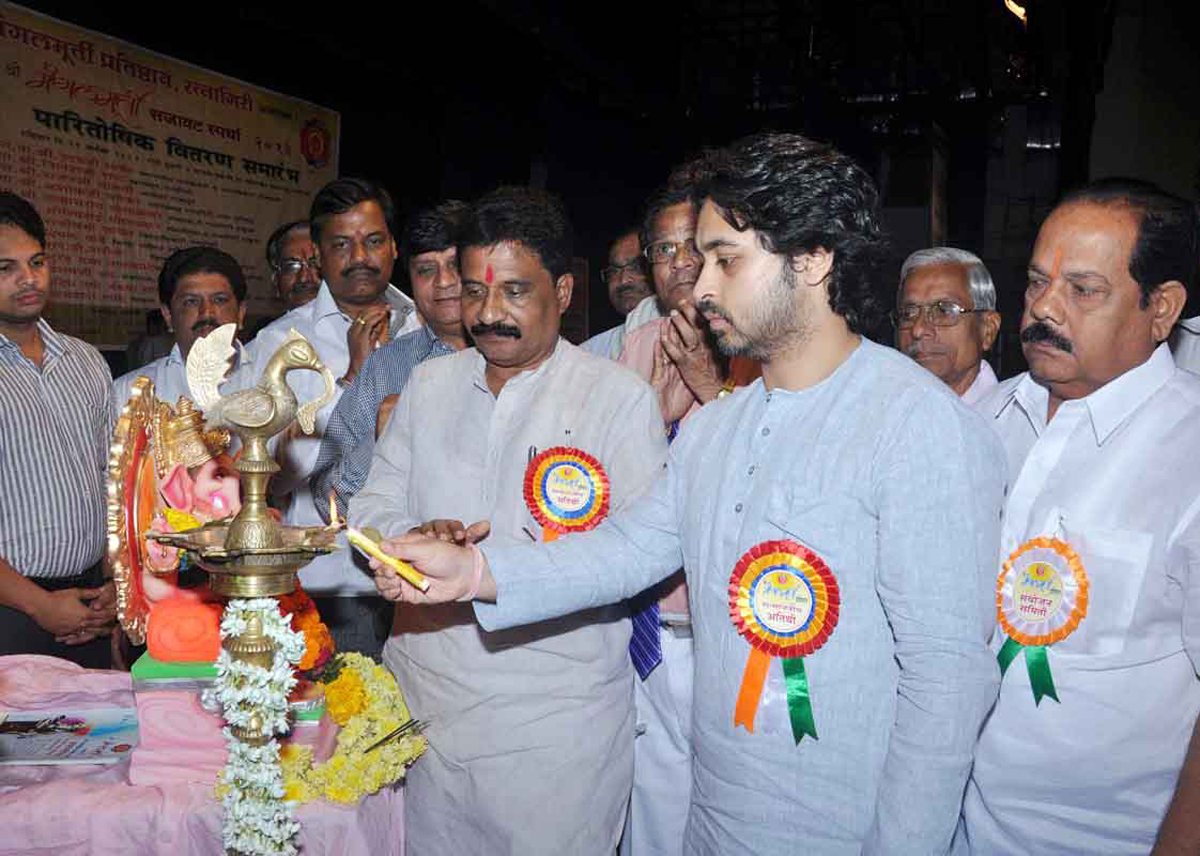 MP.DR.NILESH NARAYANRAO RANE AT RATNAGIRI LANJA.