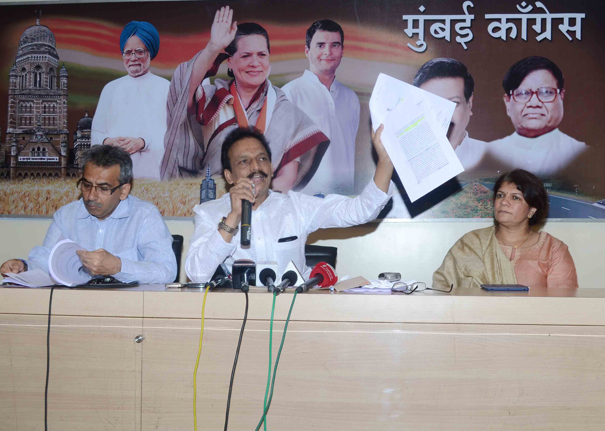 MLA BHAI JAGTAP & MLA AMIN PATEL PRESS CONFERENCE AT RAJIV GANDHI BHAVAN.