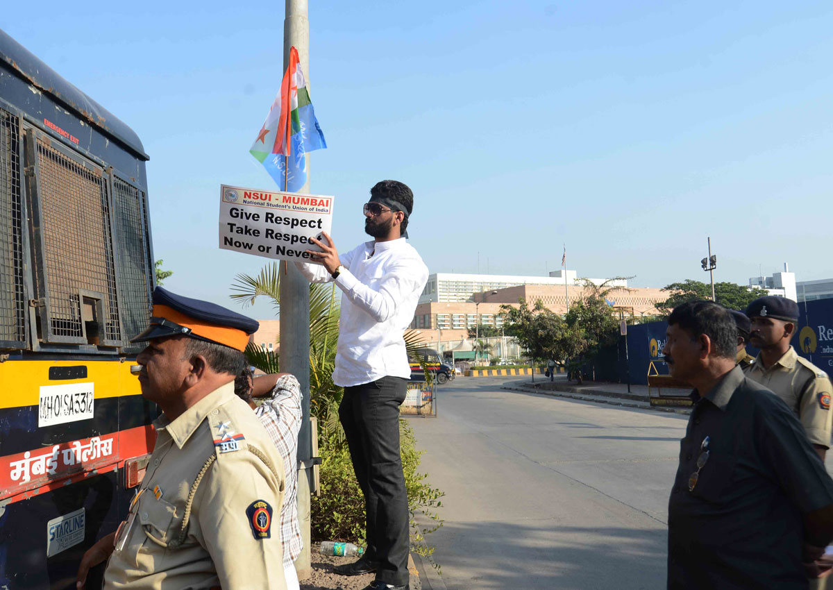 Mumbai NSUI Protest at American Ambassy Bandra Kurla complex.