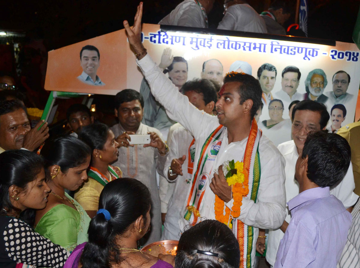 South Mumbai Congress/NCP/PRP (Kawade) Republican Party of India (Democratic) Alliance MP.Candidate Milind Deora Election Campaign Rally at Sewree Assembly Area.