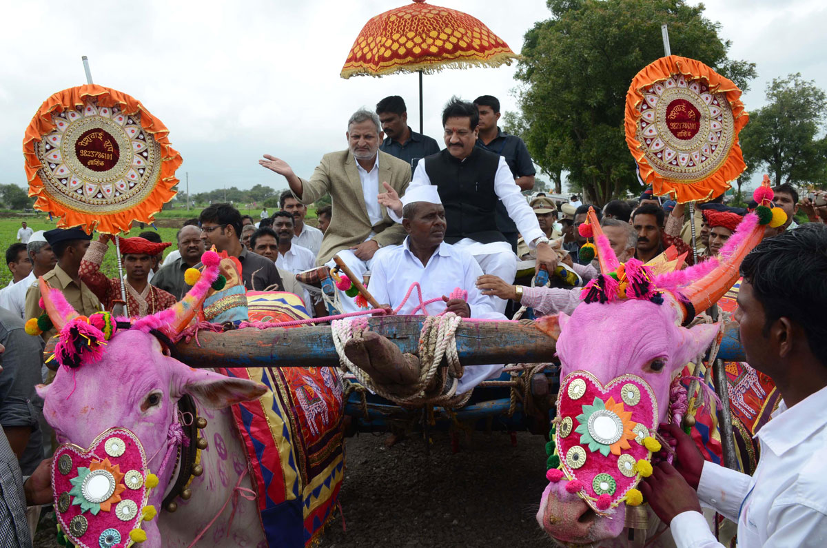 Chief Minister Prithviraj Chavan & Minister Dr.Nitin Raut at Nasik.