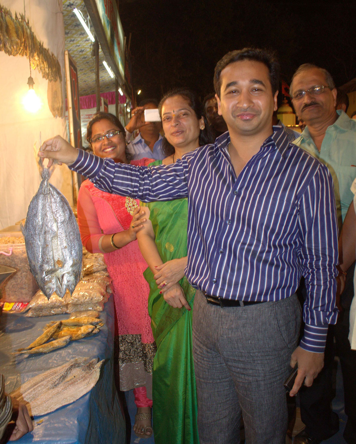 MLA Nitesh Narayanrao Rane at BEST Nagar Goregaon to Inaugurate Malvani Jatra Festival.