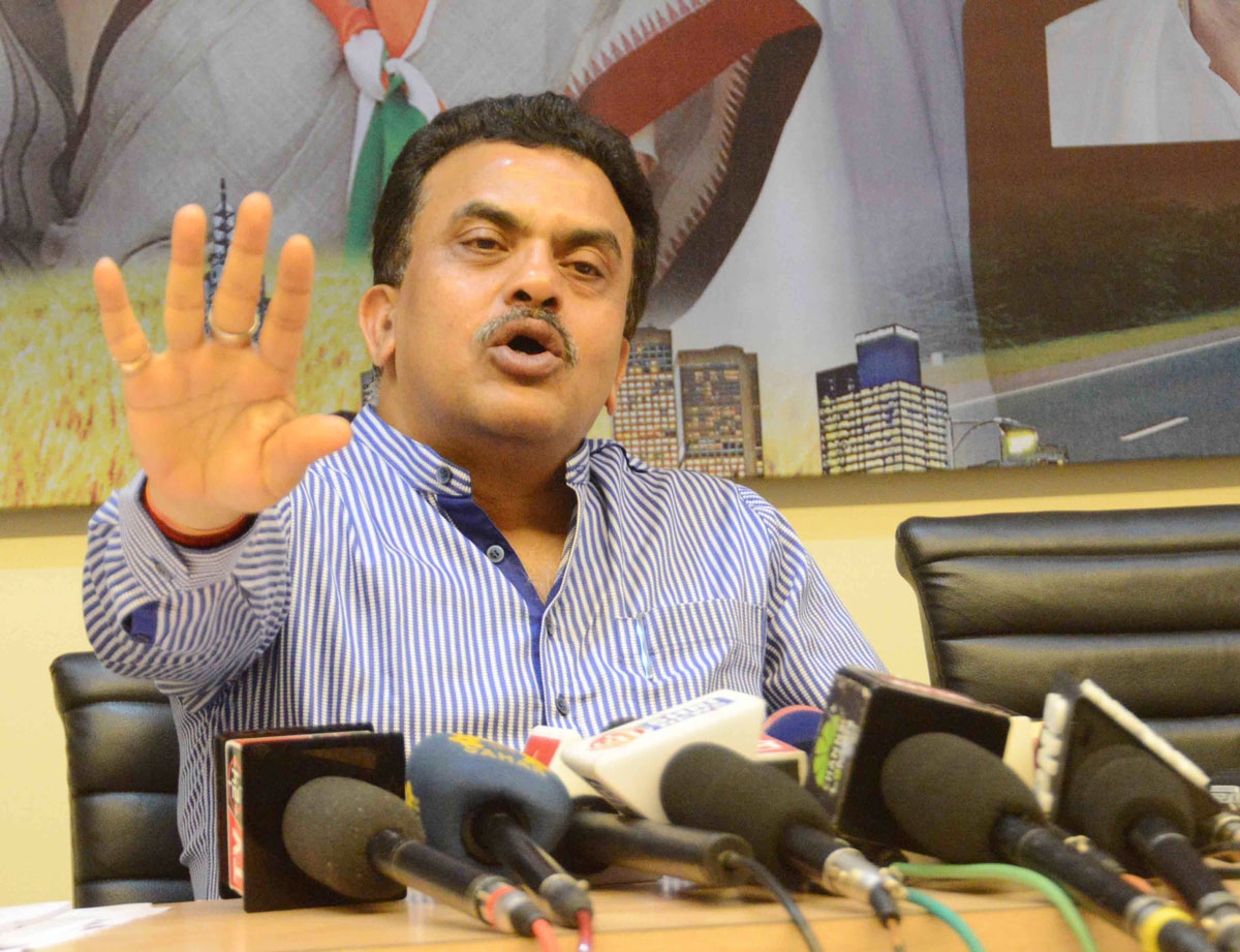 MRCC President sanjay Nirupam During Press Conference At Rajiv Gandhi Bhavan Aazad Maidan.