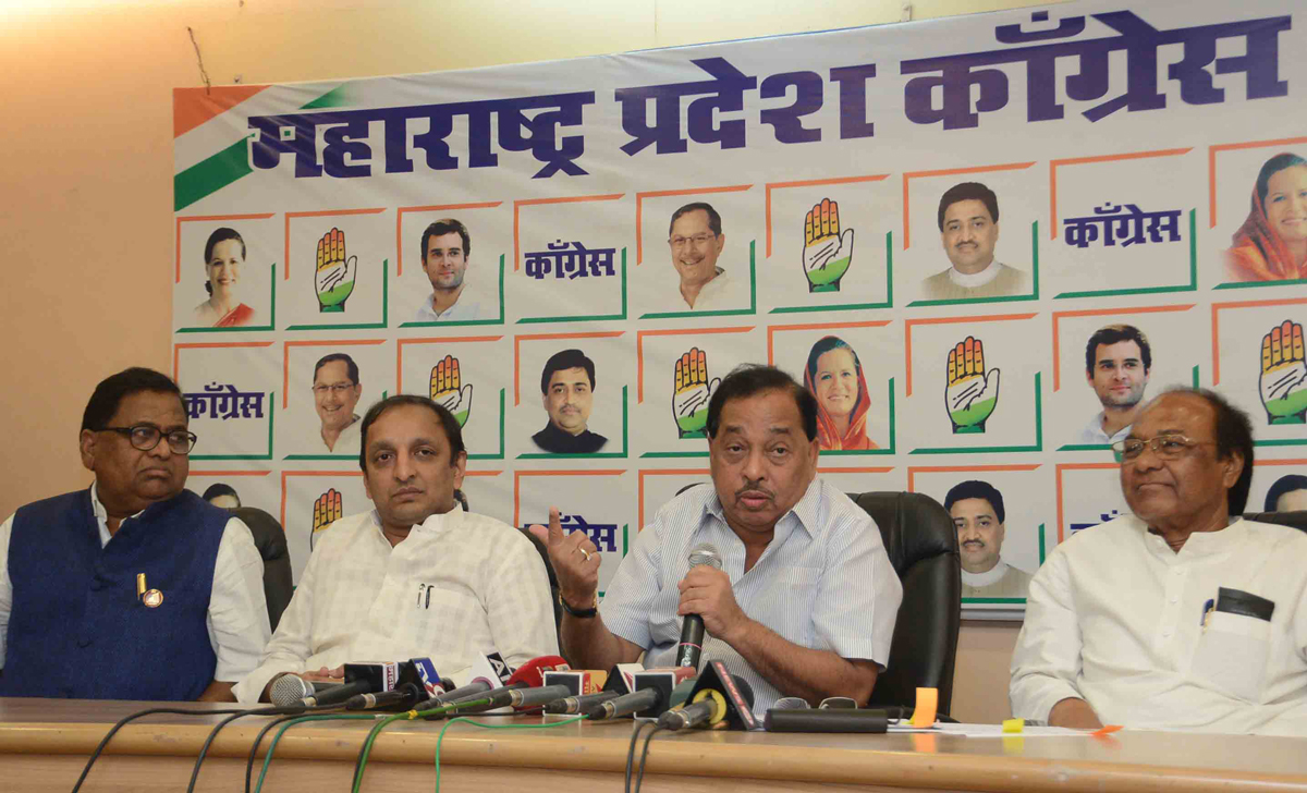 Ex.Chief Minister Narayanrao Rane Press Conference at Gandhi Bhavan.