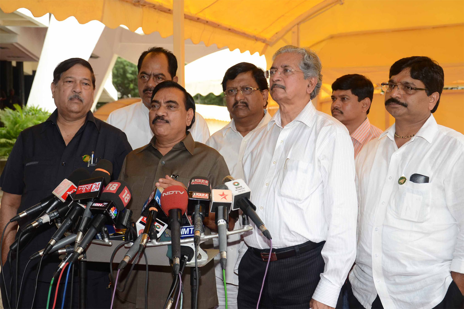 LAST DAY OF RAINY SEASON ASSEMBLY BJP PRESS CONFRENCE AT VIDHAN BHAVAN.