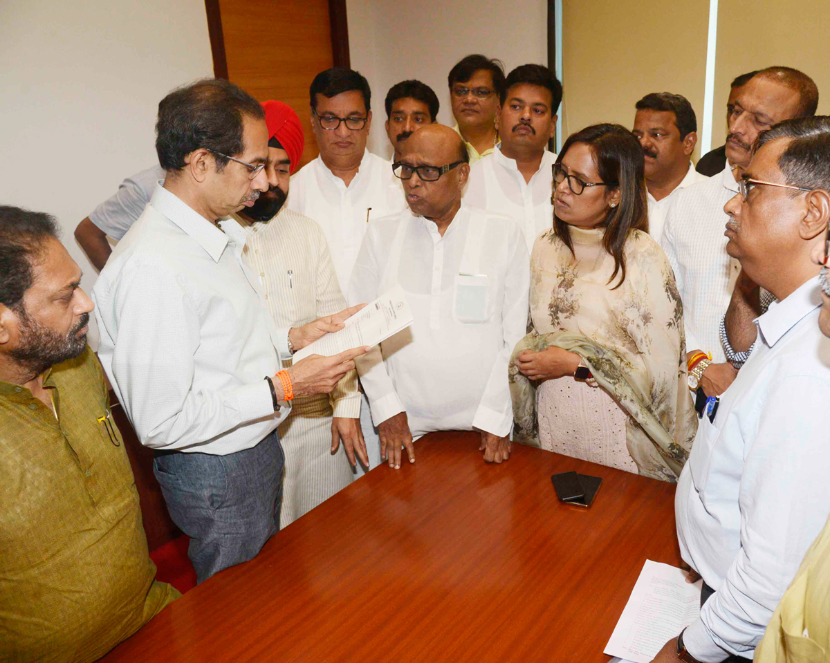 MRCC President Eknath Gaikwad Led Delegation met CM Uddhav Thackeray at Mantralaya.