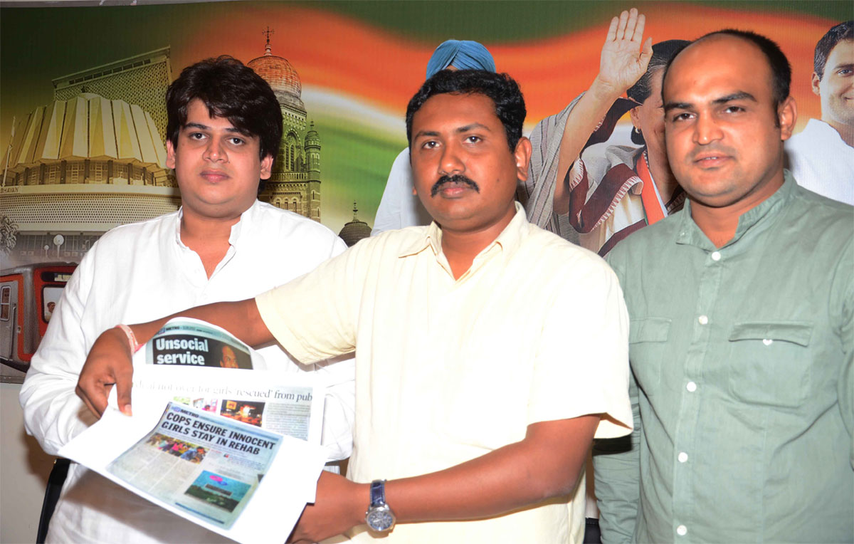 PRESS CONFERENCE BY MUMBAI YOUTH CONGRESS PRESIDENT SADAF ABOLI AT MUMBAI CONGRESS RAJIV GANDHI BHAVAN CST.