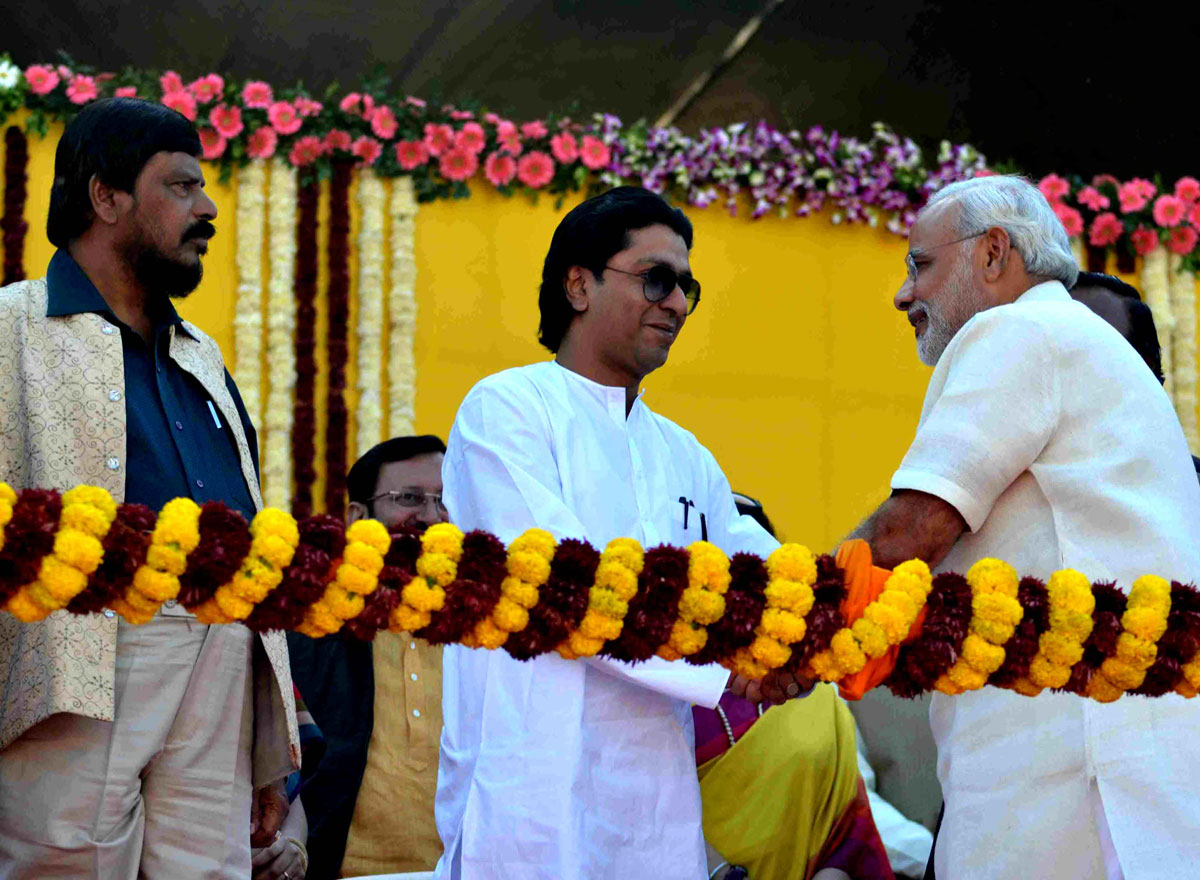 THE SWEARING CEREMONY OF CHIEF MINISTER NARENDRA MODI IN GUJARAT.