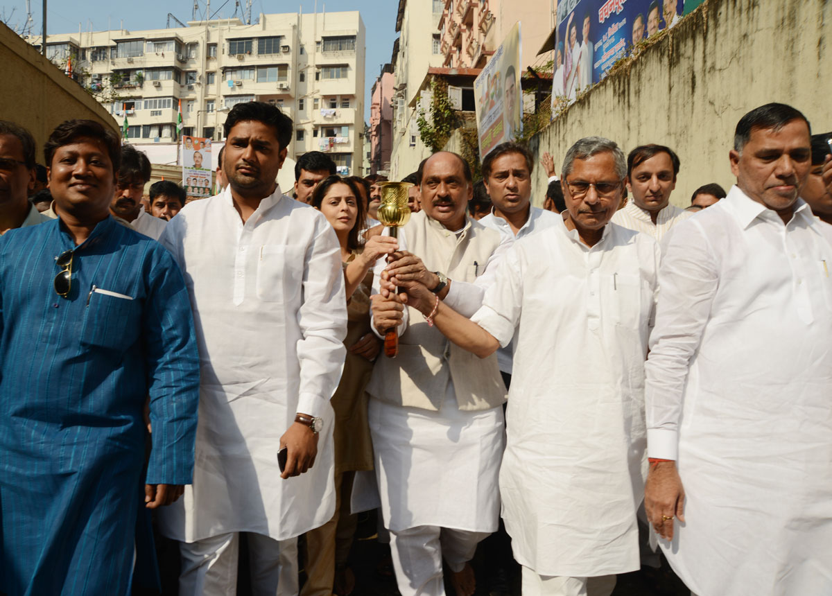 127th YEAR CONGRESS FOUNDATION DAY CELEBRATION AT TEJPAL HALL.