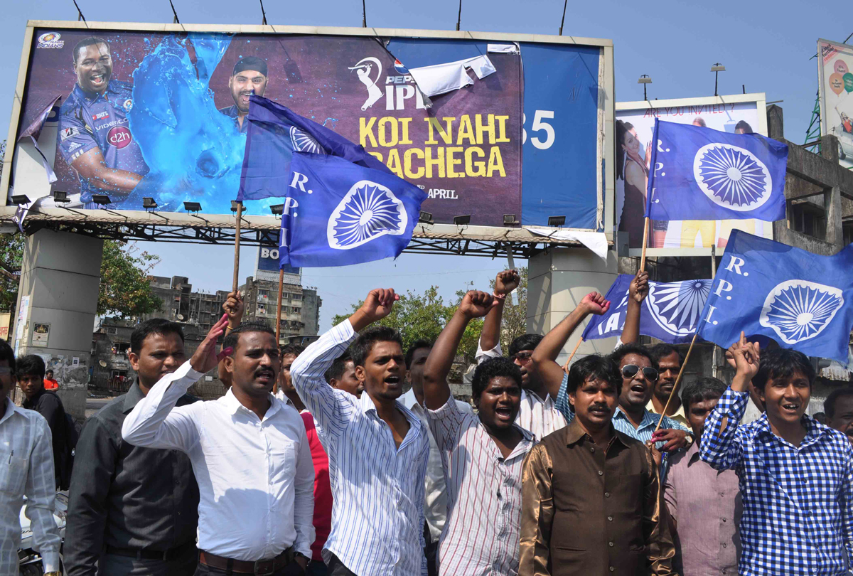 RPI PROTEST AGAINST IPL CRICKET AT BANDRA.