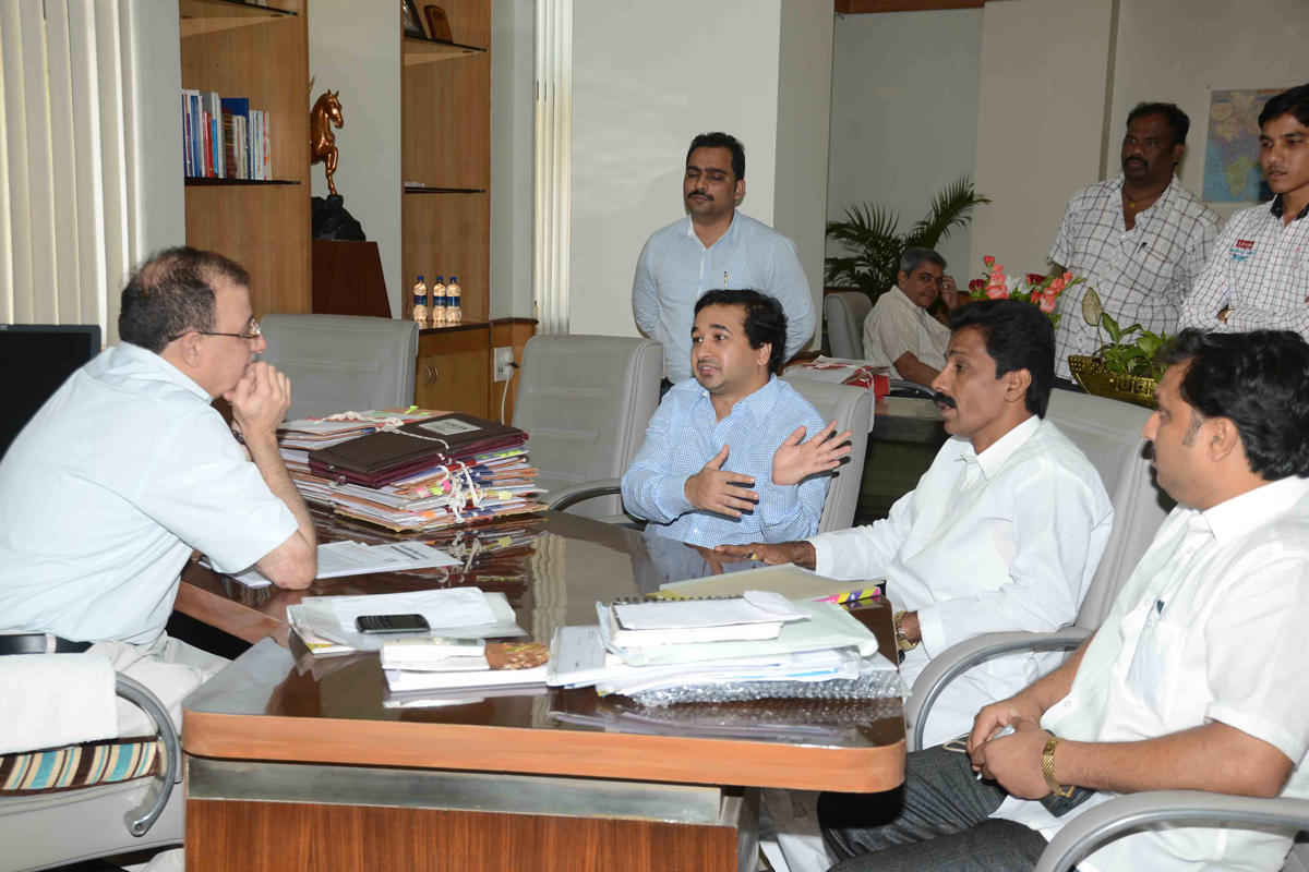 SWABHIMAAN SANGHATANA PRESIDENT NITESH NARAYANRAO RANE AT MSEB BANDRA.