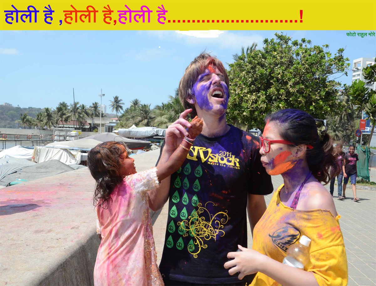 HOLI FESTIVAL CELEBRATED IN MUMBAI.