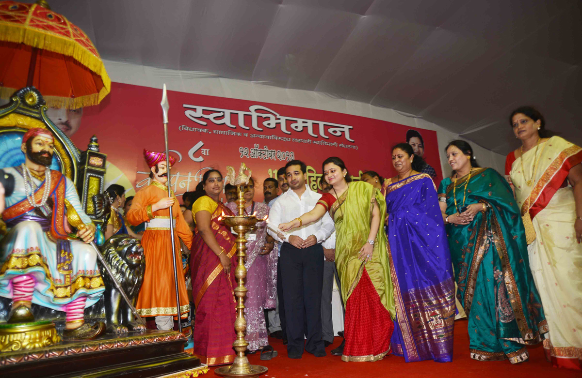 SWABIMAAN SANGHTNA PRESIDENT NITESH NARAYANRAO RANE DURING JOB FAIR AT PAREL.