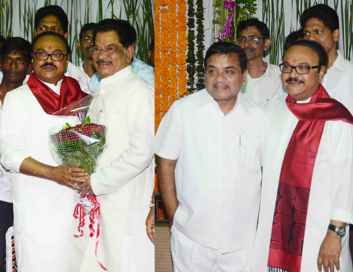 PWD & TOURISM MINISTER CHAGAN BHUJBAL ON HIS 66th BIRTHDAY CELEBRATED IN MUMBAI AT RAMTEK BUNGALOW.