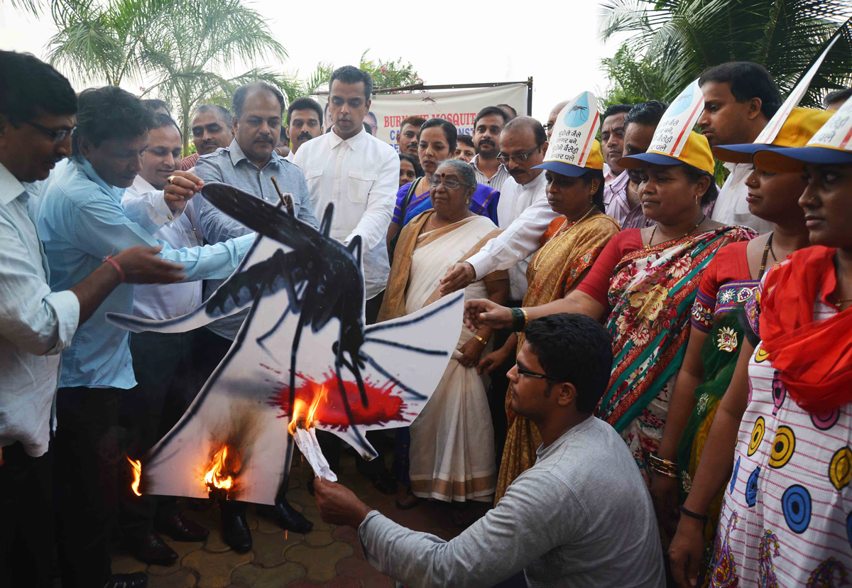 UNION MINISTER OF STATE MILIND DEORA TO INAUGURATE " BURN THE MOSQUITO CAMPAIGN " AGAINST DENGUE & MALARIA AT CUFF PARADE BAY VIEW MARINA.