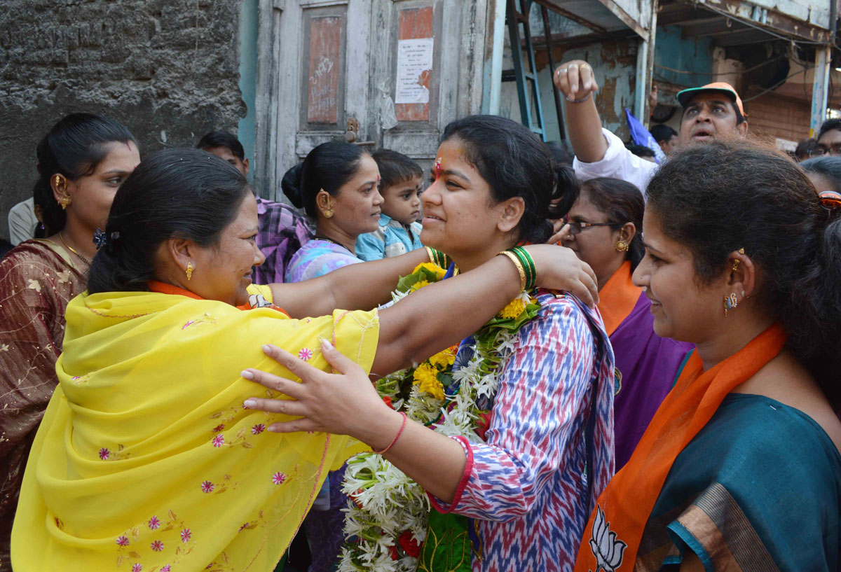 Mahayuti MP.Candidate Poonam Mahajan Rao Election Campaign at Bail Bazar Kurla.