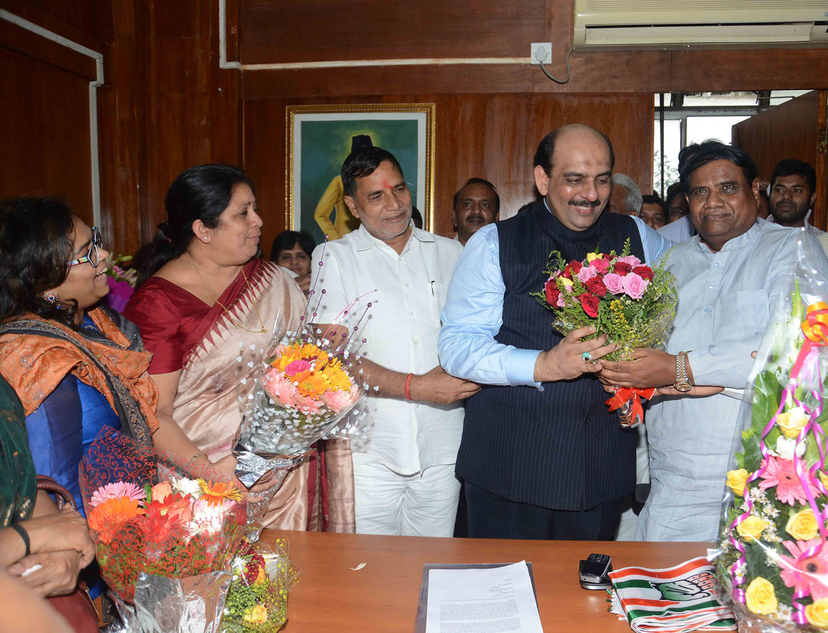 Minority Commission Maulana Azad Chairman Javed Shroff Taking Charge.