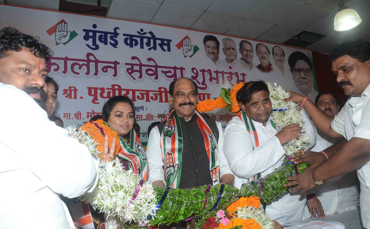 MPCC President Manikrao Thakare & MRCC President Janardan Chandurkar to Handover Charge to newly appointed Mahila Mumbai Congress President Sheetal Mhatre at Rajiv Gandhi bhavan.