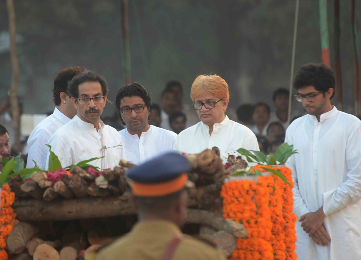 SHIVSENA SUPREMO BALASAHEB THAKAREY FUNERAL AT DADAR.