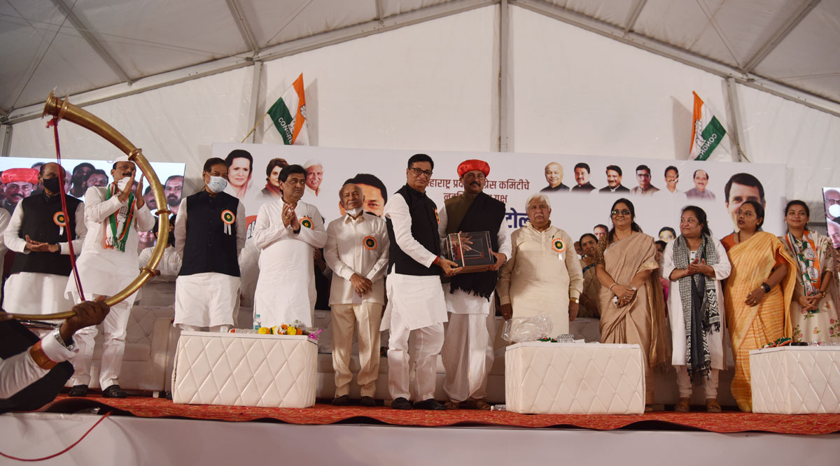 Newly Appointed MPCC President Nana Patole took Charge at Azad Kranti Maidan.