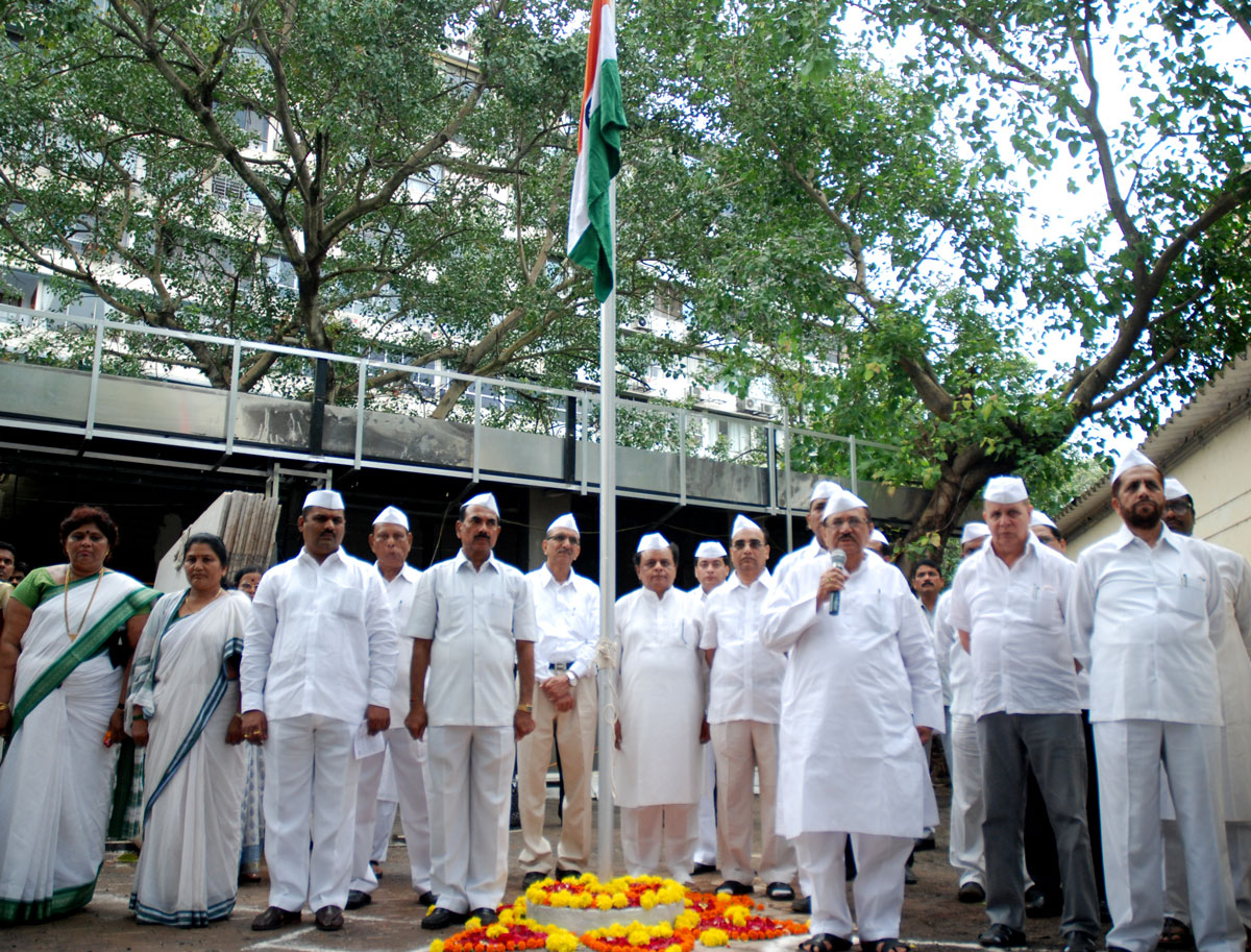 NCP CELEBRATING 65th INDEPENDENCE DAY AT RASHTRAVADI BHAVAN.