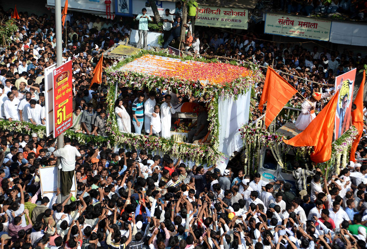 SHIVSENA SUPREMO BALASAHEB THAKAREY FUNERAL AT DADAR.