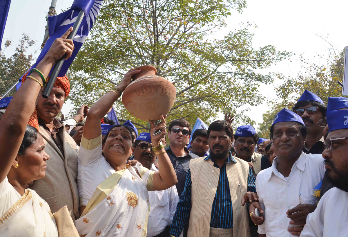 RPI PRESIDENT RAMDAS ATHWALE “MAHA MORCHA ON PARLIAMENT NEW DELHI.