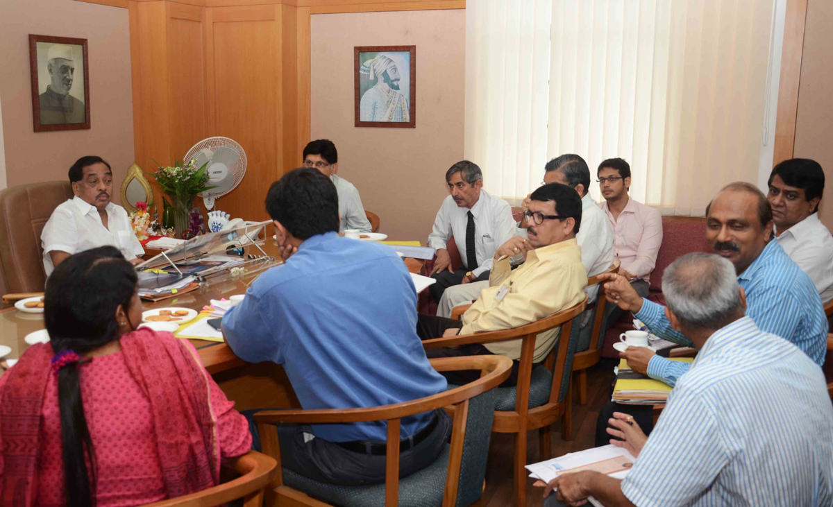 MINISTER NARAYANRAO RANE IN MEETING AT MANTRALAYA.