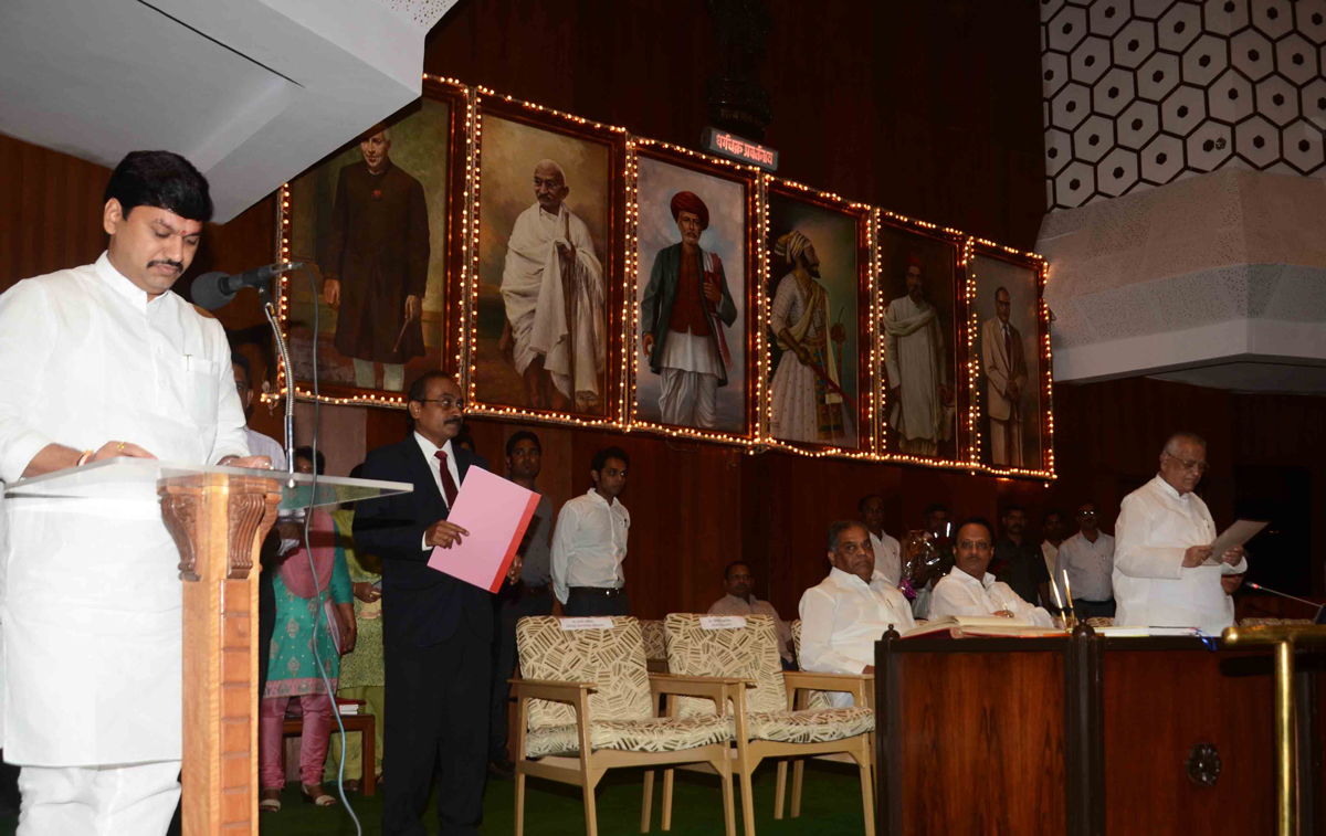 VIDHAN PARISHAD SPEAKER SHIVAJIRAO DESHMUKH,DY CHIEF MINISTER AJITDADA PAWAR & NEWLY ELECTED MLC DHANANJAY MUNDE AT VIDHAN BHAVAN MUMBAI.