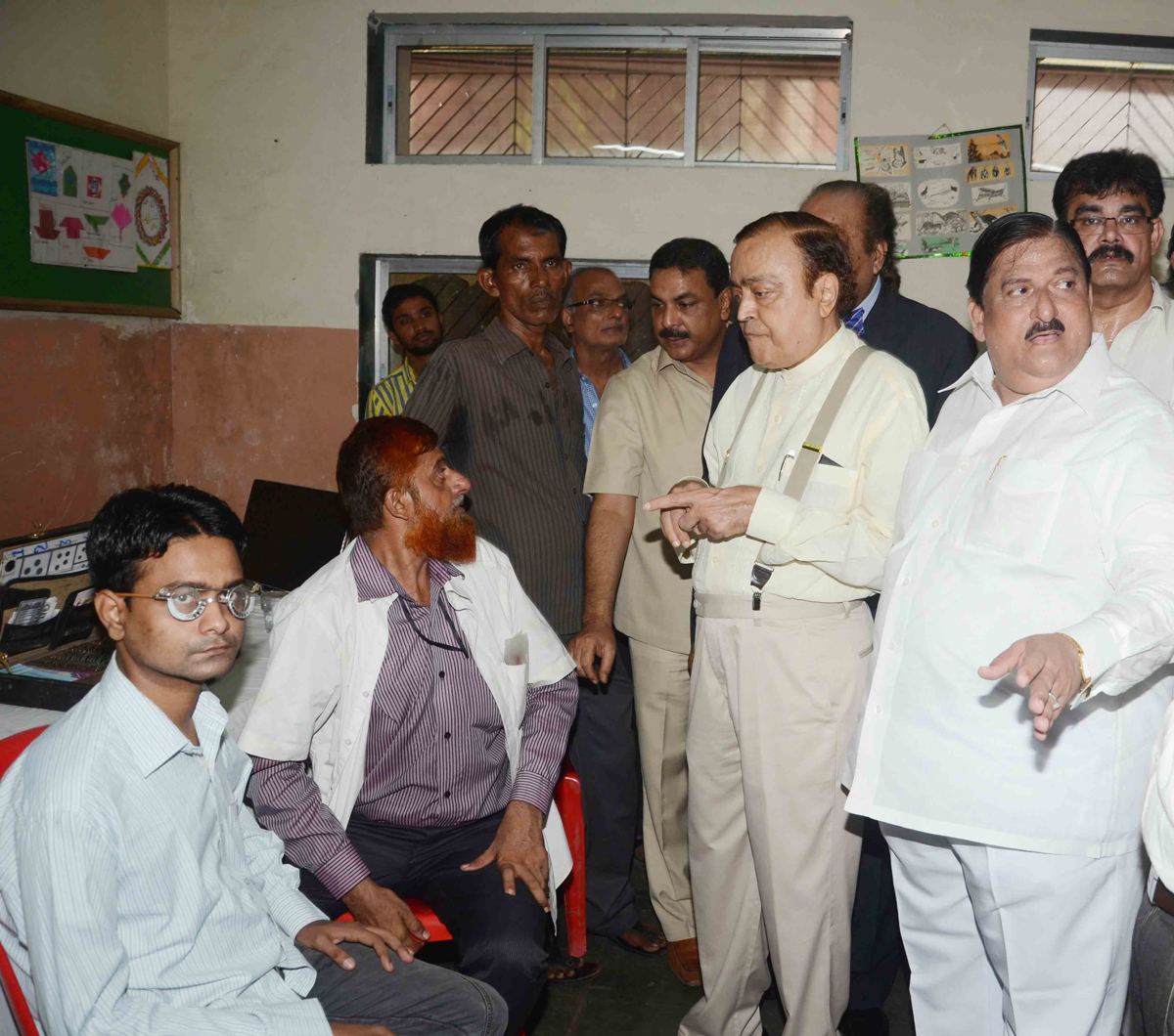 UNION MINISTER OF STATE & M.P.MILIND DEORA & KARM ORGANISED 81ST FREE EYE CHECK-UP CAMP AT UMER RAJAB MUNICIPAL SCHOOL MADAN PURA.