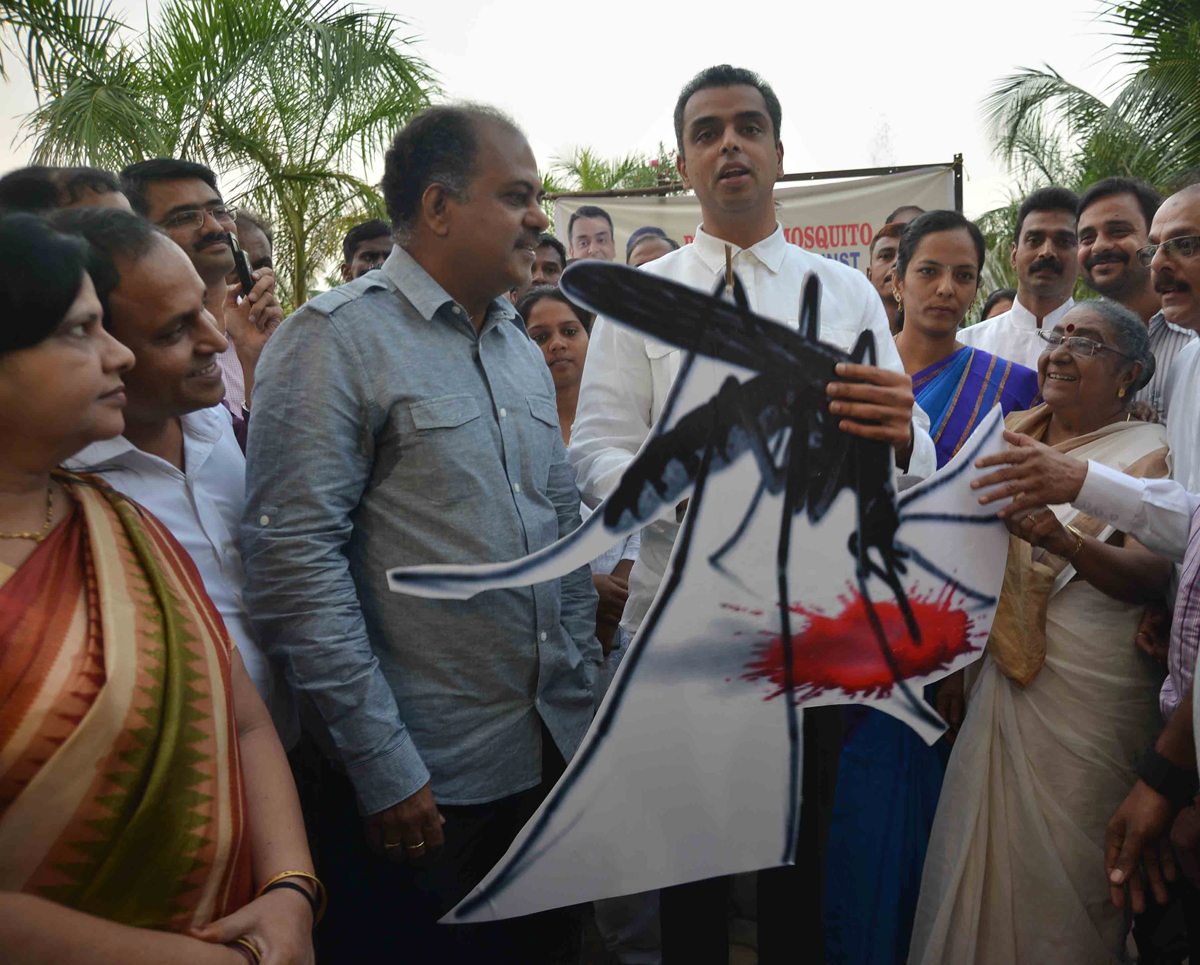 UNION MINISTER OF STATE MILIND DEORA TO INAUGURATE " BURN THE MOSQUITO CAMPAIGN " AGAINST DENGUE & MALARIA AT CUFF PARADE BAY VIEW MARINA.