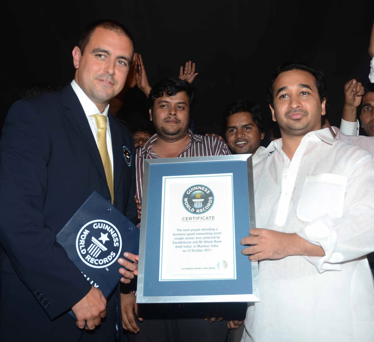 SWABIMAN SANGHTNA PRESIDENT NITESH NARAYANRAO RANE MADE WORLD RECORD OF GIVING JOB'S TO 25,300 YOUTH IN 1 DAY NOTED AS WORLD RECORD IN GUINNESS WORLD RECORD.