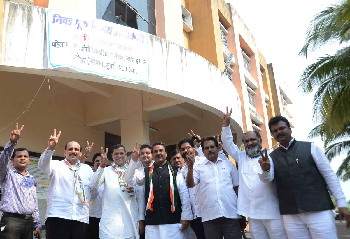 Chandivali Assembly Congress Candidate Mohd.Arif Naseem Khan Filed Nomination Form.