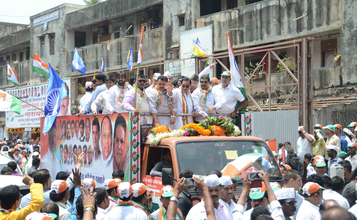 176-Bandra(E) Assembly Constituency Congress-NCP Candidate Narayanrao Rane "Maha Prachaar Rally" at Bandra.