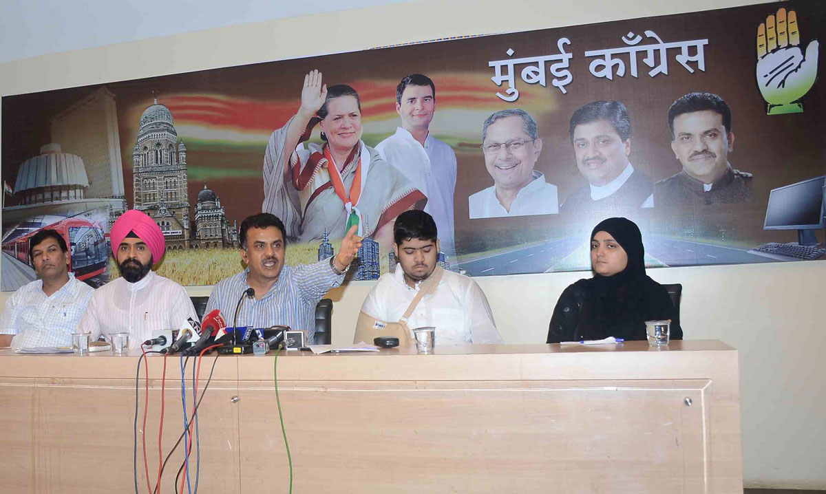 Mumbai Congress President Sanjay Nirupam Press Conference at Rajiv Gandhi Bhavan.