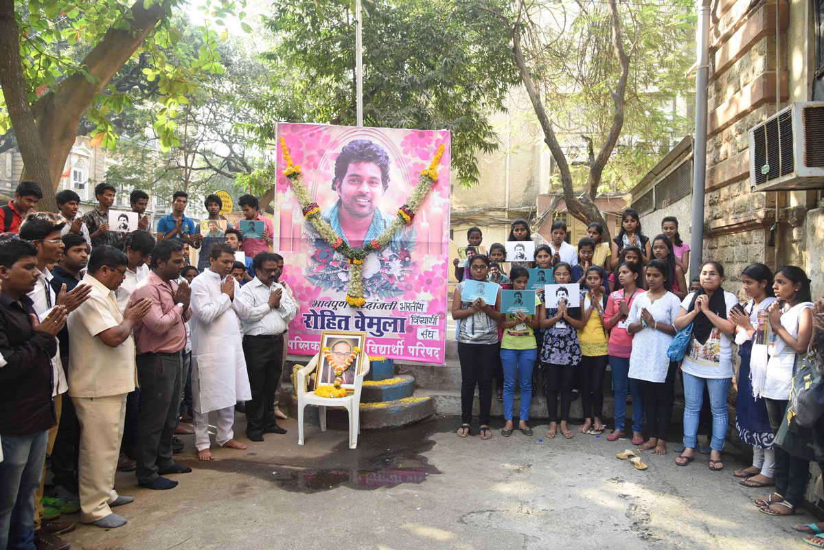 Siddharth College Students Peace Candle March to Protest against Govt on Dalit Phd Scholar Rohit Sucide at Hyderabad University at Buddha Bhavan.