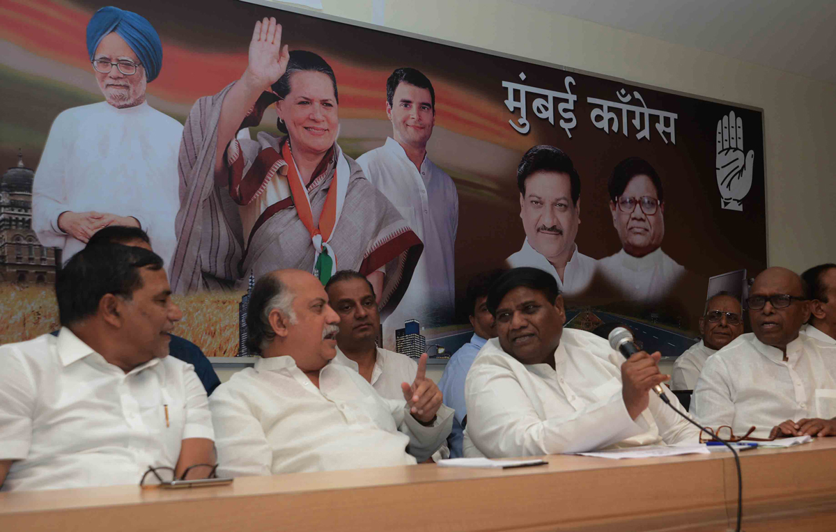 NEWLY APPOINTED MUMBAI CONGRESS PRESIDENT MEETING WITH ALL CONGRESS PARTY LEADERS & ACTIVE MEMBERS AT MUMBAI CONGRESS RAJIV GANDHI BHAVAN.