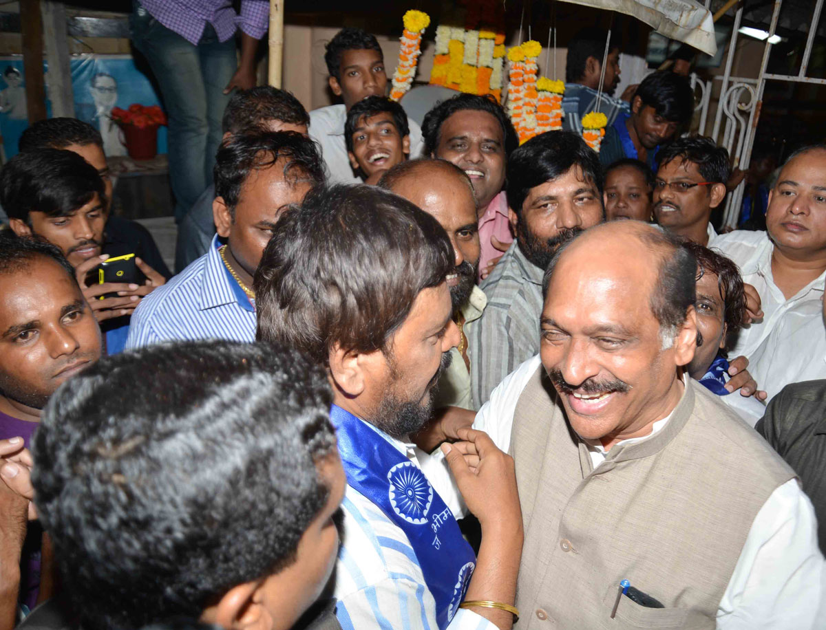 MPCC PRESIDENT MANIKRAO THAKARE & RPI LEADER RAMDAS ATHAWALE CELEBRATING AT DADAR CHIATYABHOOMI !!!!!!!