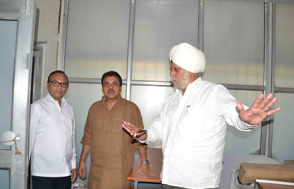 MRCC President Sanjay Nirupam At Mumbai Congress Rajiv Gandhi Bhavan.